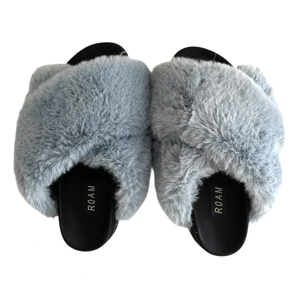 NWOT ROAM‎ Cloud Slipper Slides Icy Blue Furry Sz 37 Faux Fur Chic Fuzzy